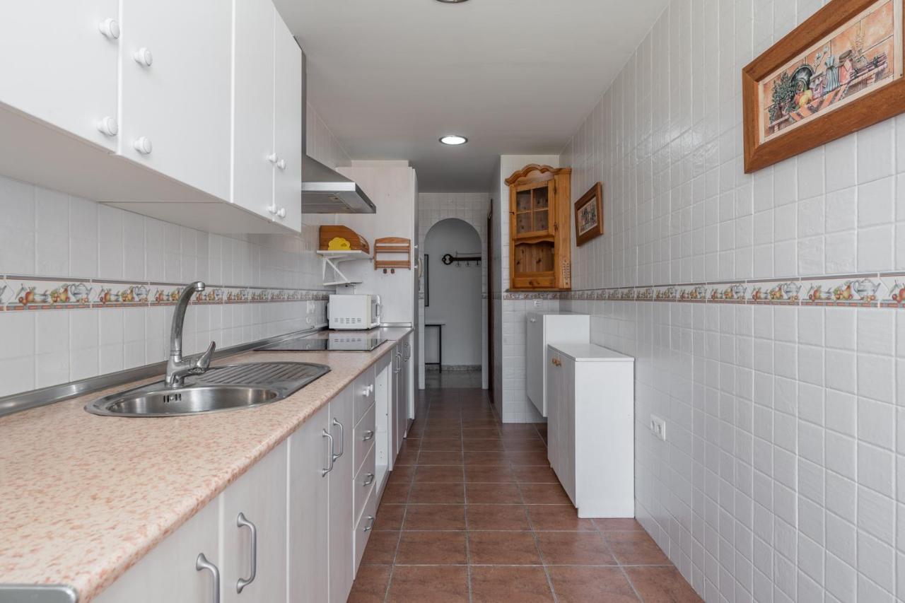 Tuguest Heroe Apartment Malaga Exterior photo